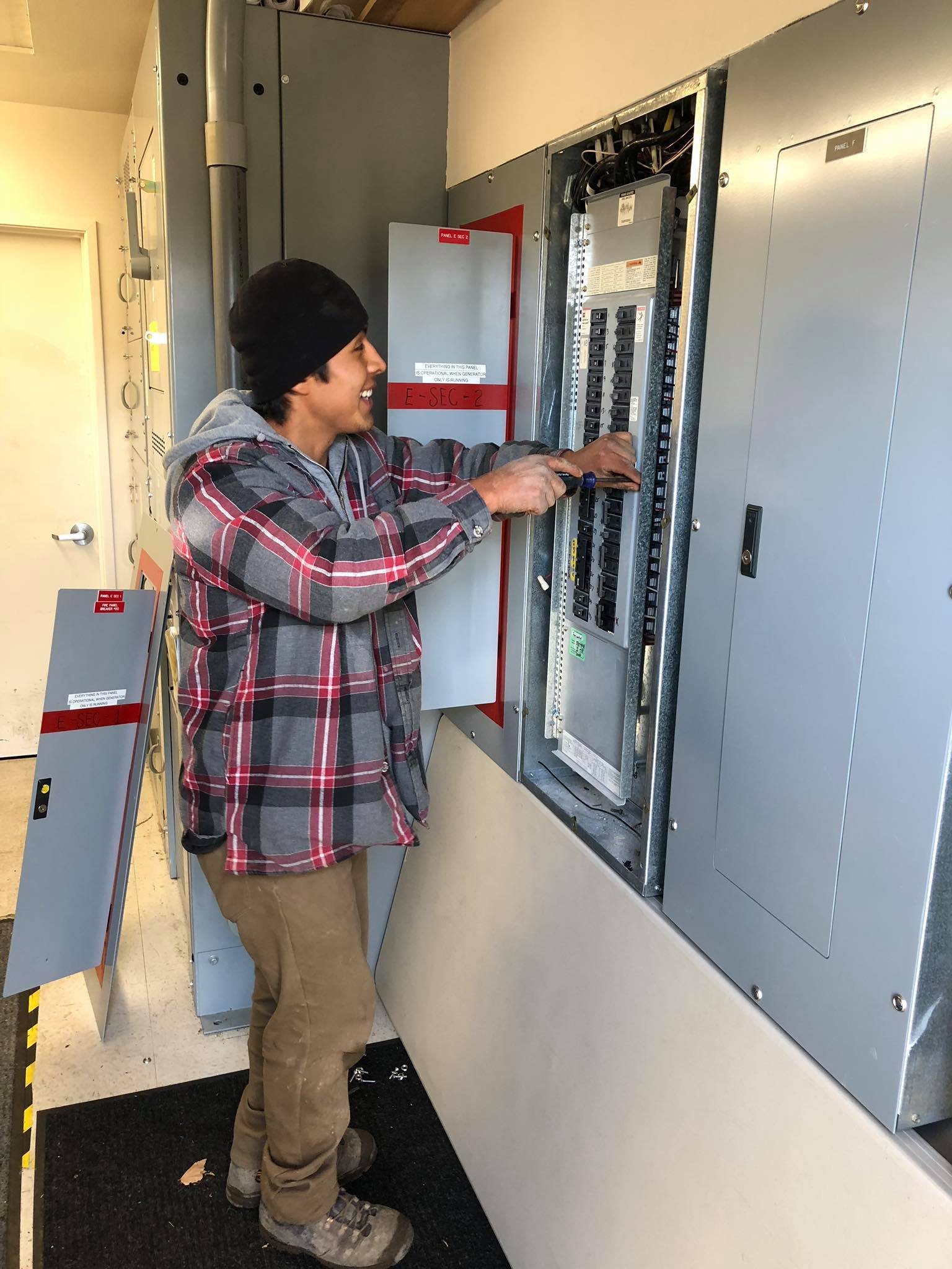 breaker panel 